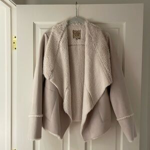 Chaser Fluffy Jacket Size M
